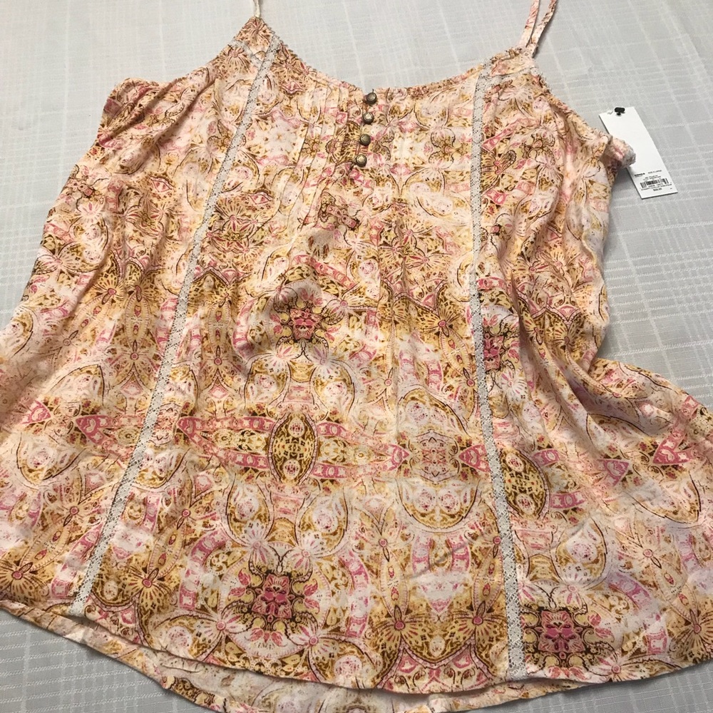 Women’s spaghetti strap top